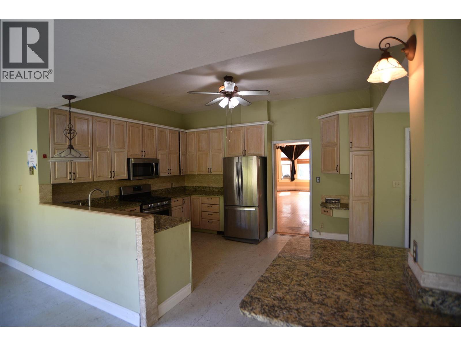 909 Edgewood Avenue, Nelson, British Columbia  V1L 4E1 - Photo 21 - 10383693