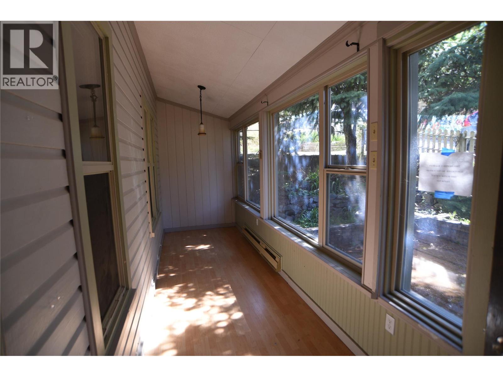 909 Edgewood Avenue, Nelson, British Columbia  V1L 4E1 - Photo 22 - 10383693