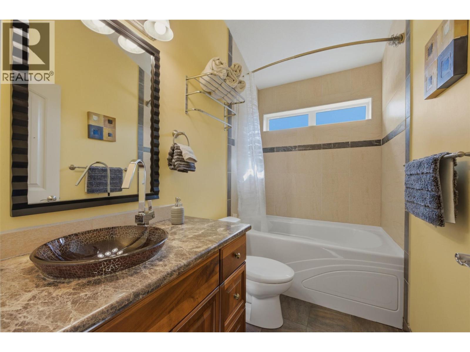 6765 La Palma Loop Unit# 220, Kelowna, British Columbia  V1Z 3R8 - Photo 19 - 10383151