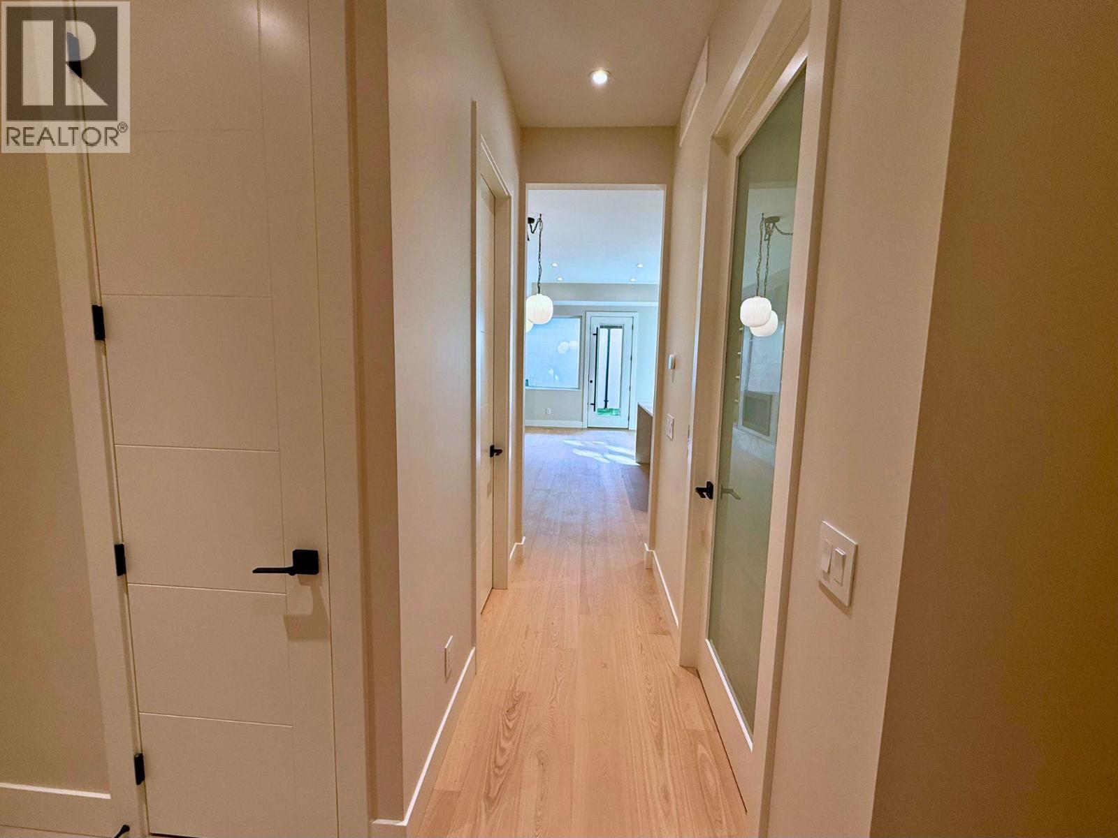 781 Martin Avenue Unit# 4, Kelowna, British Columbia  V1Y 6V4 - Photo 45 - 10379141