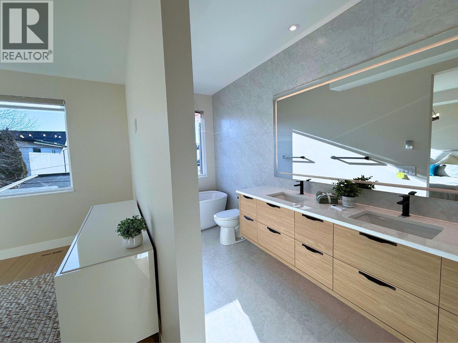 781 Martin Avenue Unit# 4, Kelowna, British Columbia  V1Y 6V4 - Photo 8 - 10379141