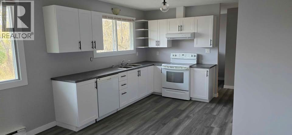 2611 Lakeshore Road, Vernon, British Columbia  V1H 1N1 - Photo 11 - 10384179