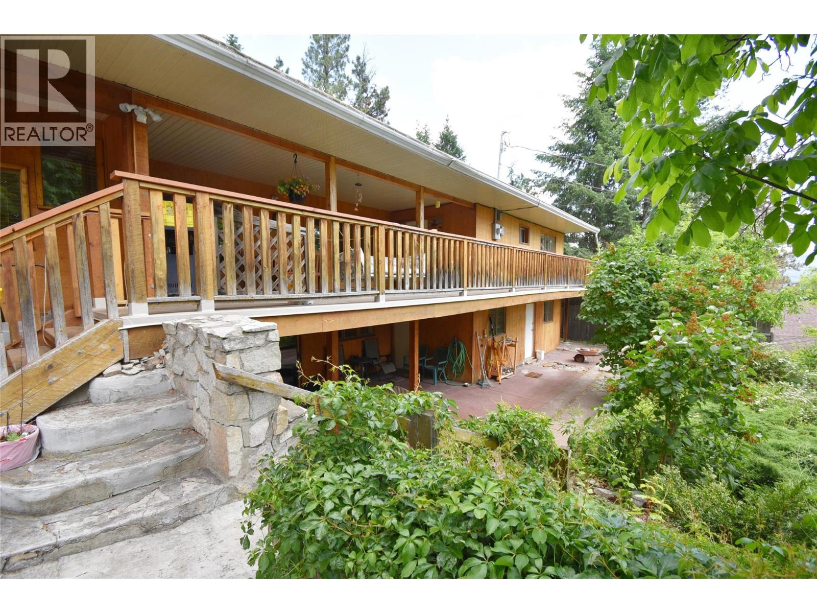 382 Kildare Way, Vernon, British Columbia  V1H 2C7 - Photo 4 - 10384135