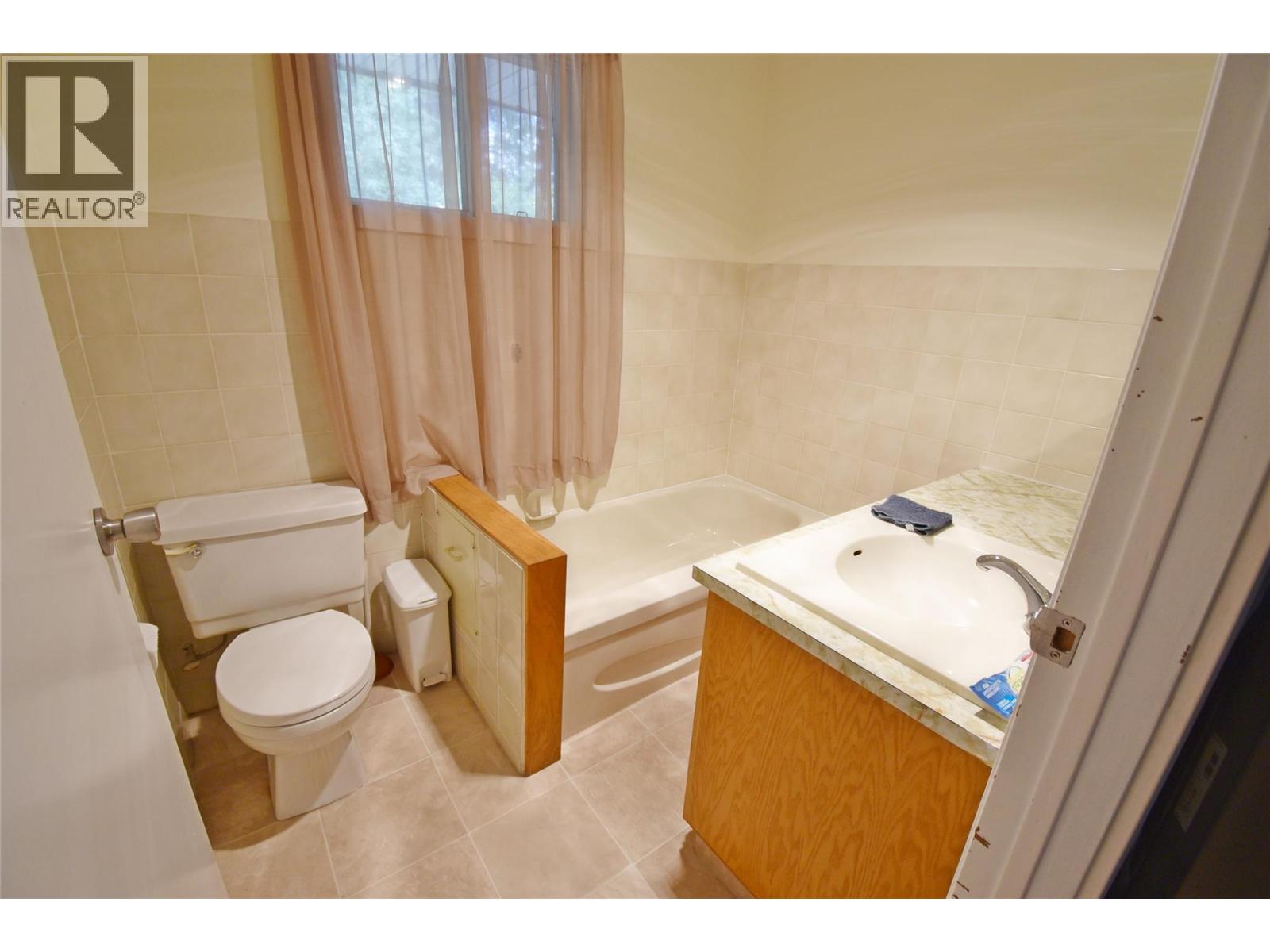 382 Kildare Way, Vernon, British Columbia  V1H 2C7 - Photo 56 - 10384135