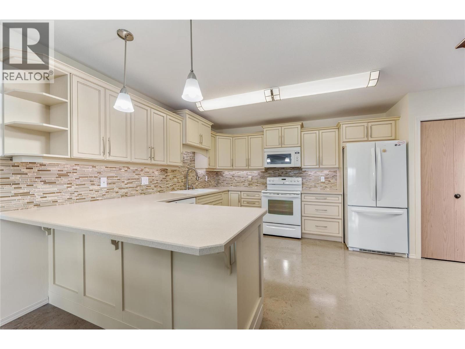 2477 Ingram Road Unit# 310, West Kelowna, British Columbia  V4T 1W7 - Photo 5 - 10384075