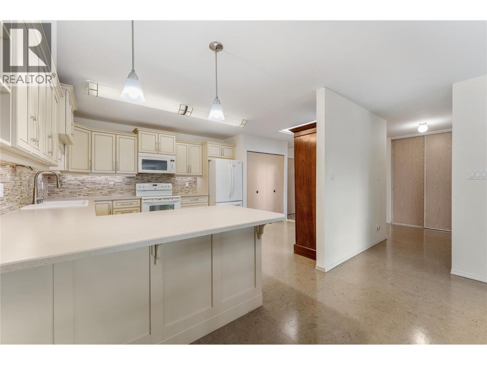 2477 Ingram Road Unit# 310, West Kelowna, British Columbia  V4T 1W7 - Photo 7 - 10384075