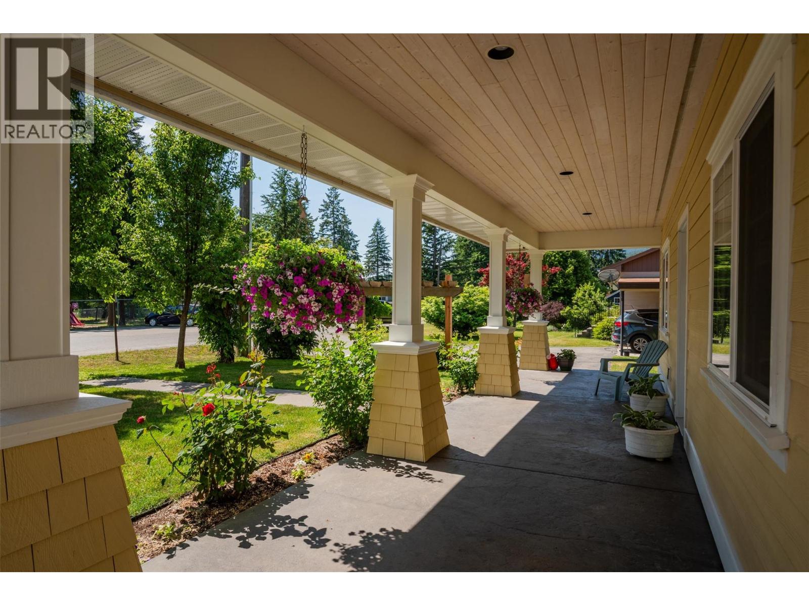 509 6th Street, Kaslo, British Columbia  V0G 1M0 - Photo 15 - 10383125