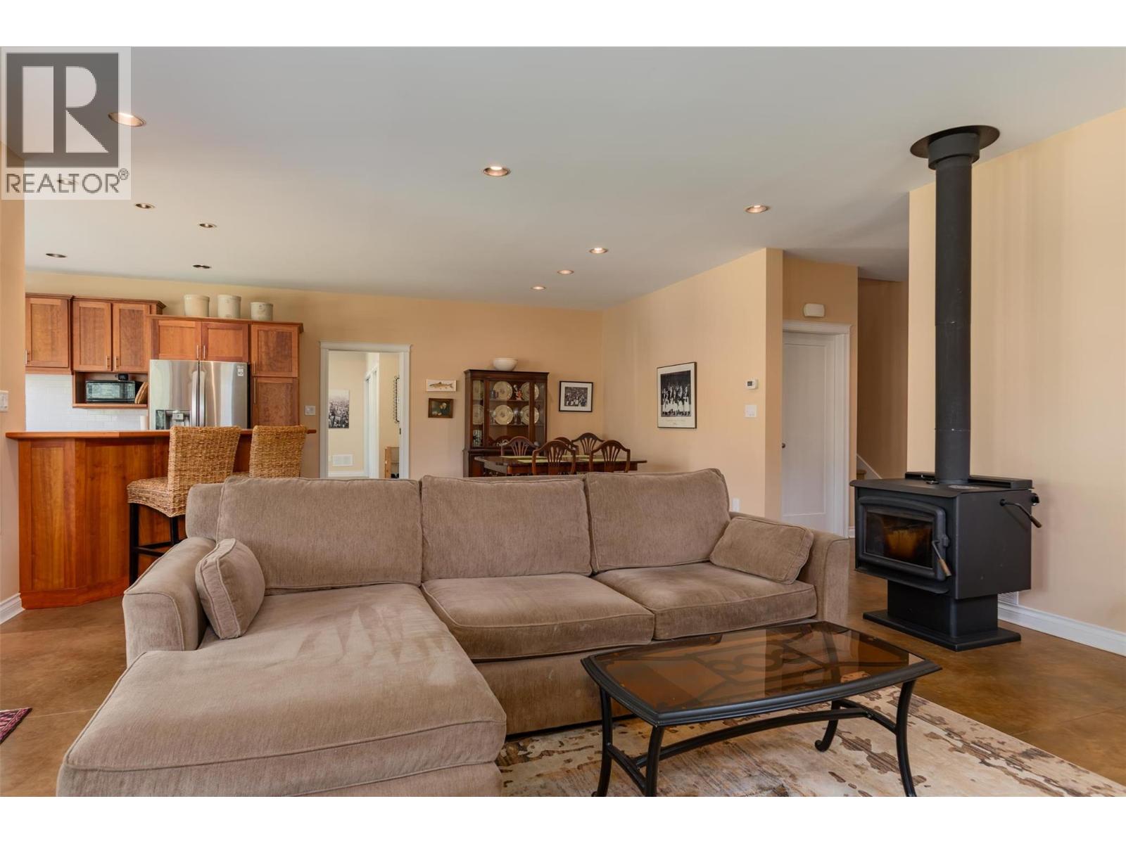 509 6th Street, Kaslo, British Columbia  V0G 1M0 - Photo 24 - 10383125