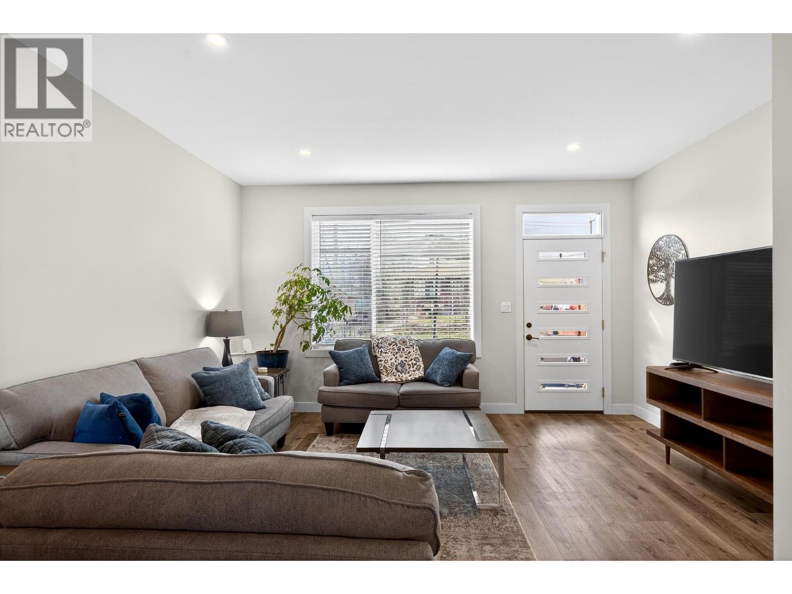 3405 16 Avenue Unit# 3, Vernon, British Columbia  V1T 1A7 - Photo 4 - 10384173