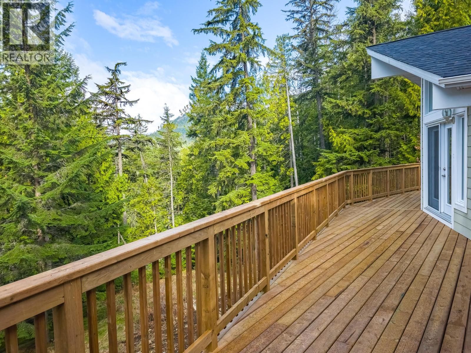 16242 Selkirk Road, Crawford Bay, British Columbia  V0B 1E0 - Photo 27 - 10384097