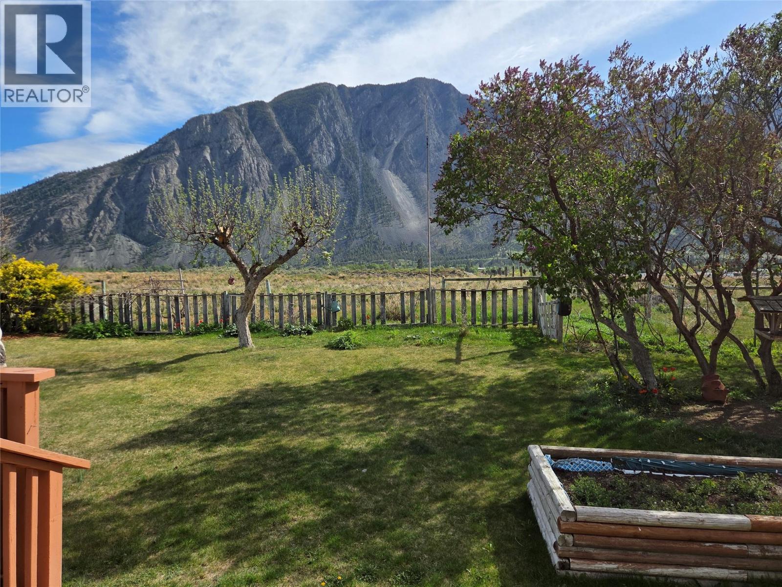 723 3rd Avenue, Keremeos, British Columbia  V0X 1N2 - Photo 15 - 10384153