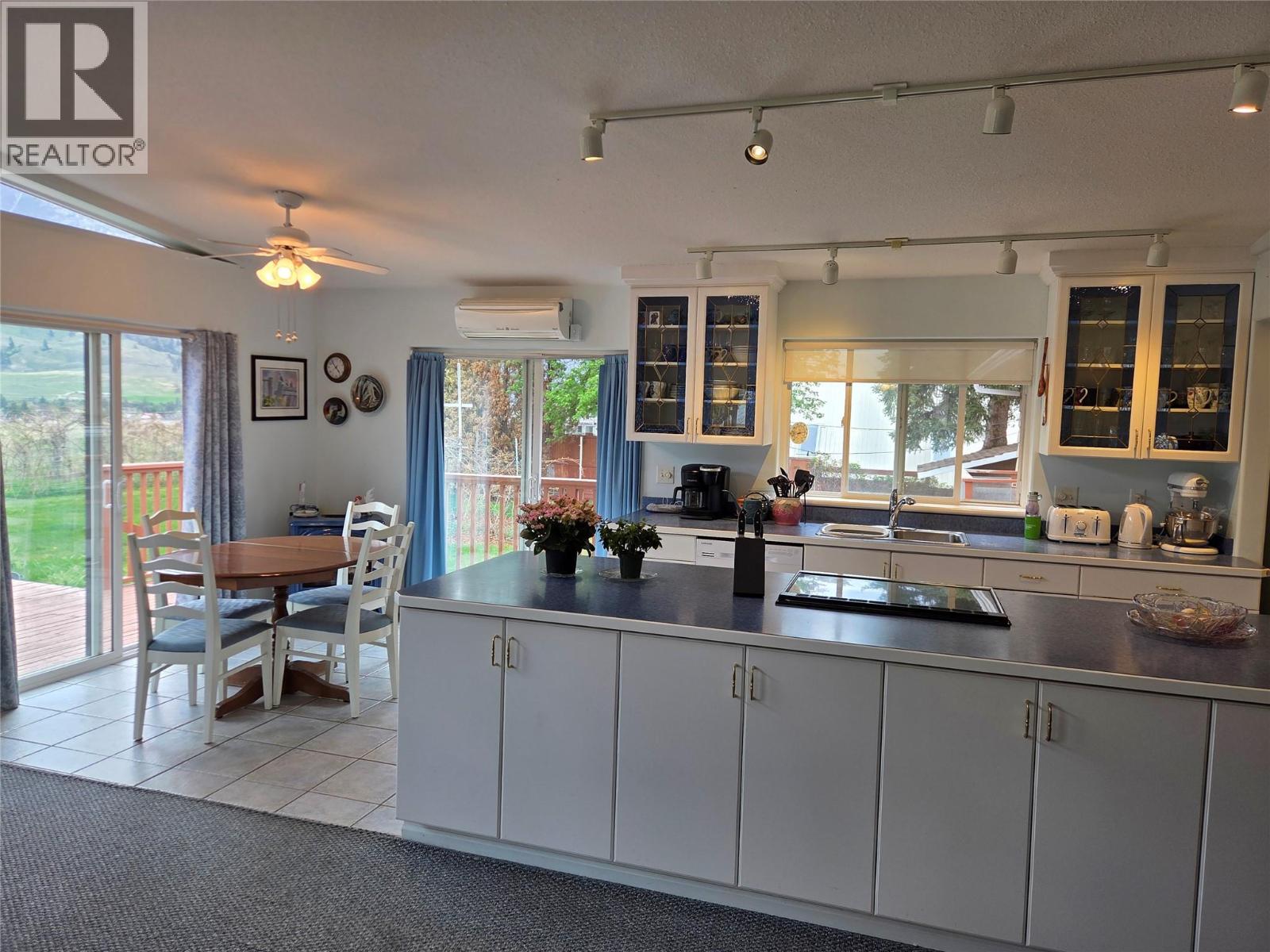 723 3rd Avenue, Keremeos, British Columbia  V0X 1N2 - Photo 32 - 10384153