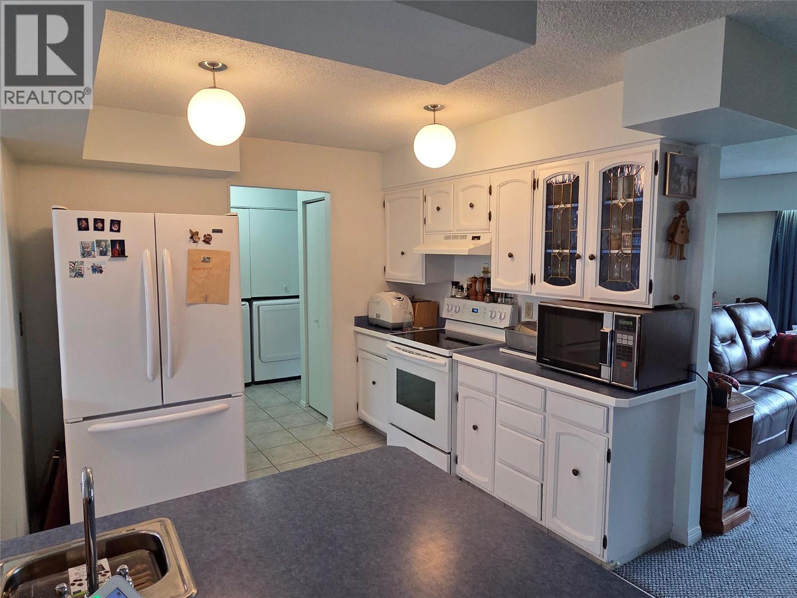 723 3rd Avenue, Keremeos, British Columbia  V0X 1N2 - Photo 5 - 10384153