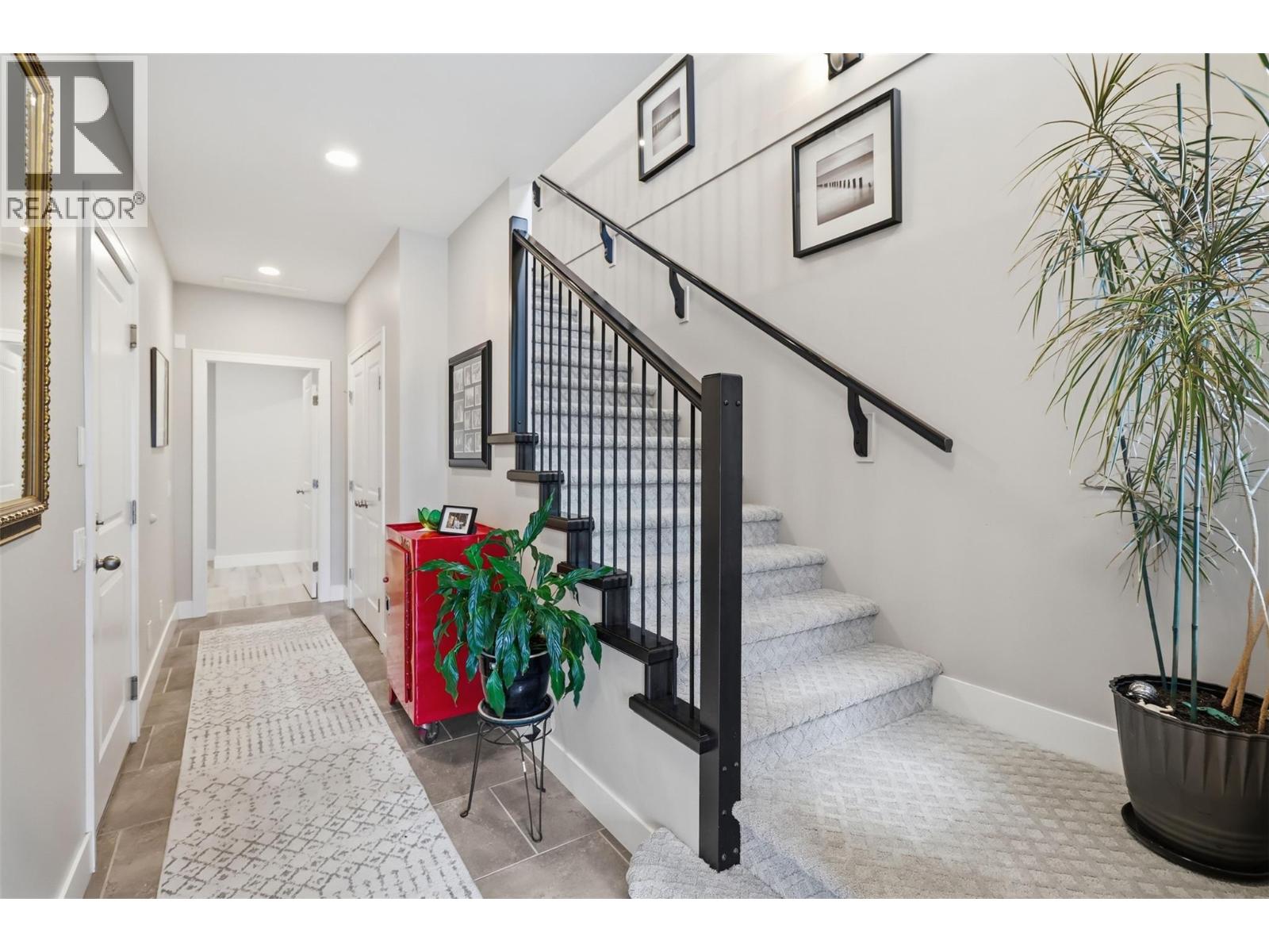 1530 Golf Ridge Drive, Kamloops, British Columbia  V2H 0A5 - Photo 2 - 10383855