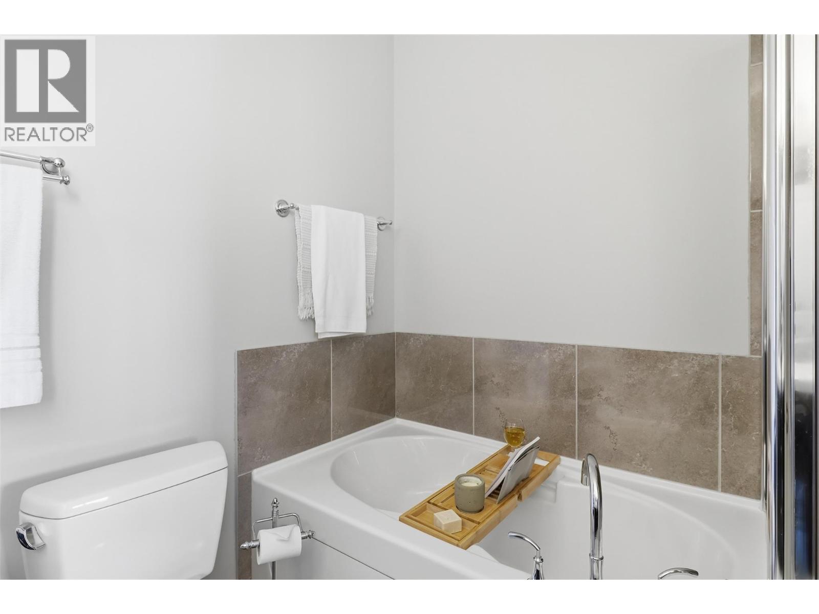 1530 Golf Ridge Drive, Kamloops, British Columbia  V2H 0A5 - Photo 24 - 10383855