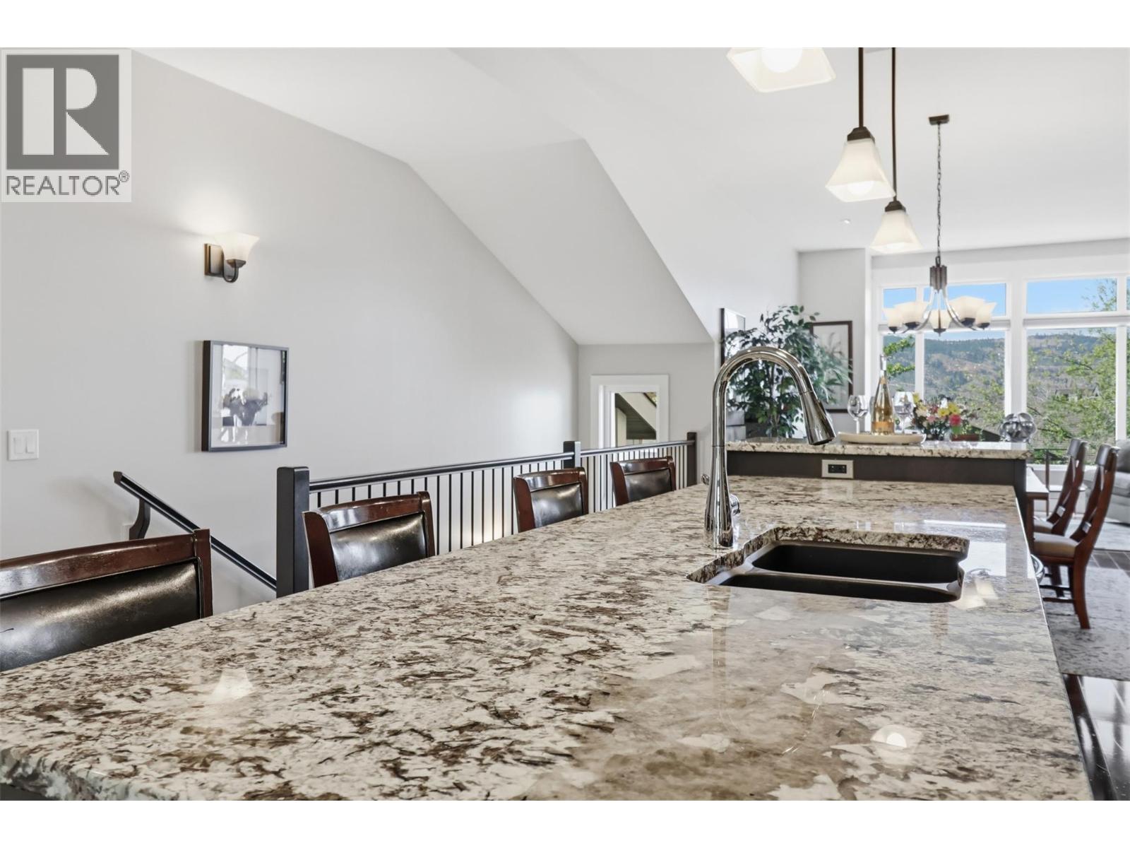 1530 Golf Ridge Drive, Kamloops, British Columbia  V2H 0A5 - Photo 5 - 10383855