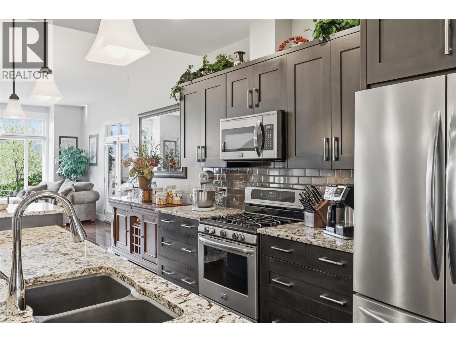 1530 Golf Ridge Drive, Kamloops, British Columbia  V2H 0A5 - Photo 7 - 10383855