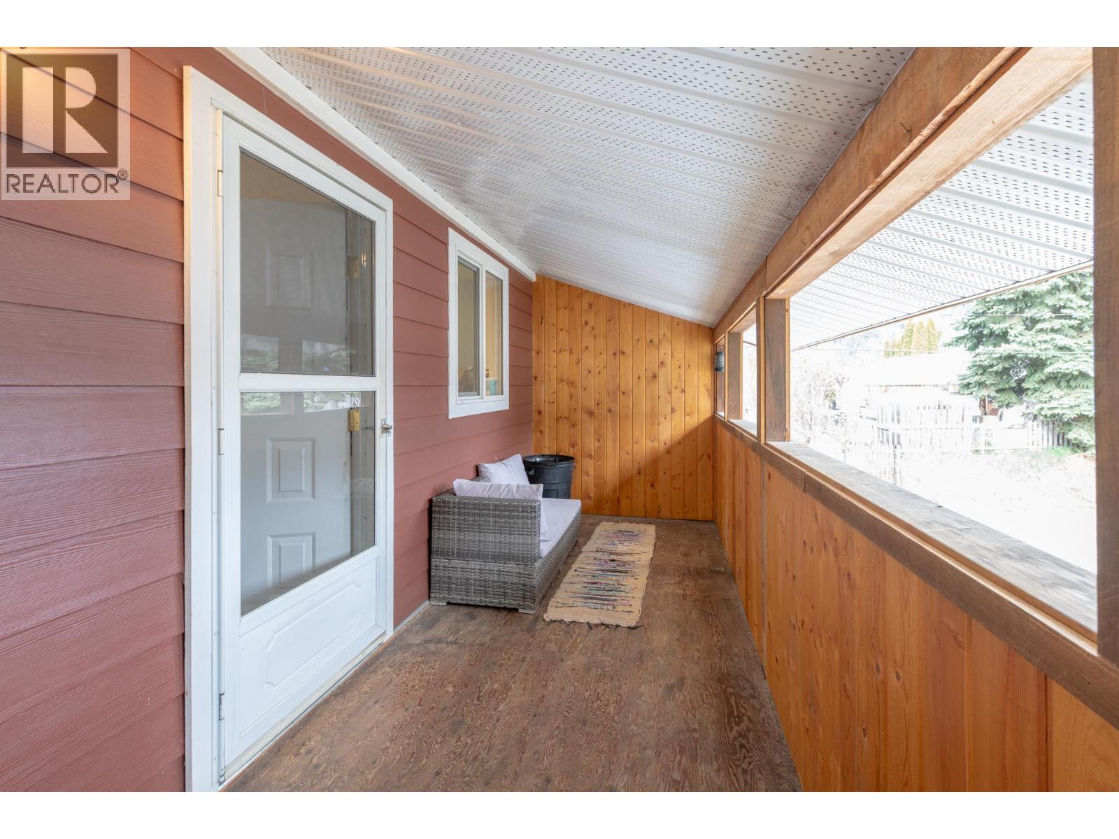 411 Sixth Street, Salmo, British Columbia  V0G 1Z0 - Photo 10 - 10382864