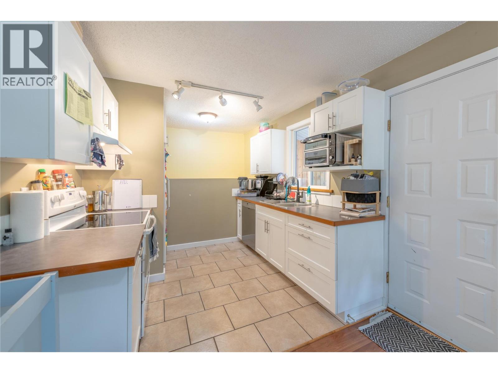 411 Sixth Street, Salmo, British Columbia  V0G 1Z0 - Photo 13 - 10382864