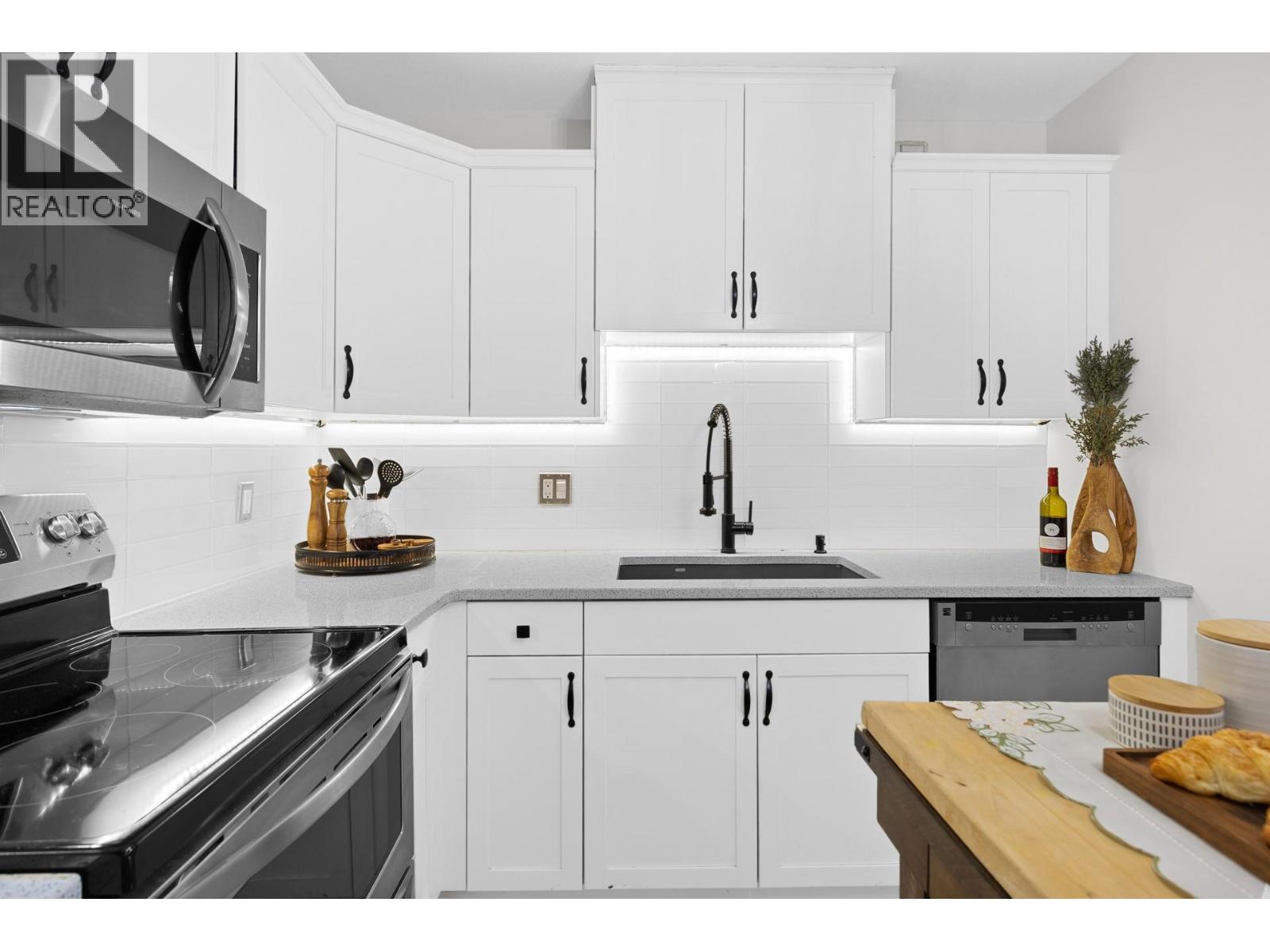 303 Whitman Road Unit# 106, Kelowna, British Columbia  V1V 2P3 - Photo 5 - 10384113