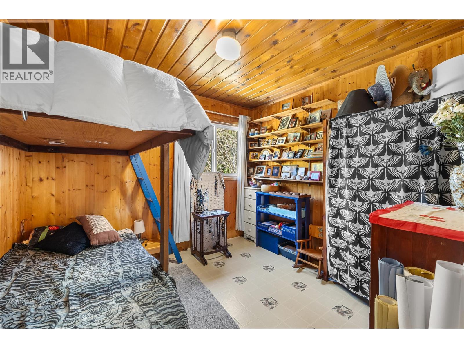 16281 3a Highway, Crawford Bay, British Columbia  V0B 1E0 - Photo 21 - 10384100