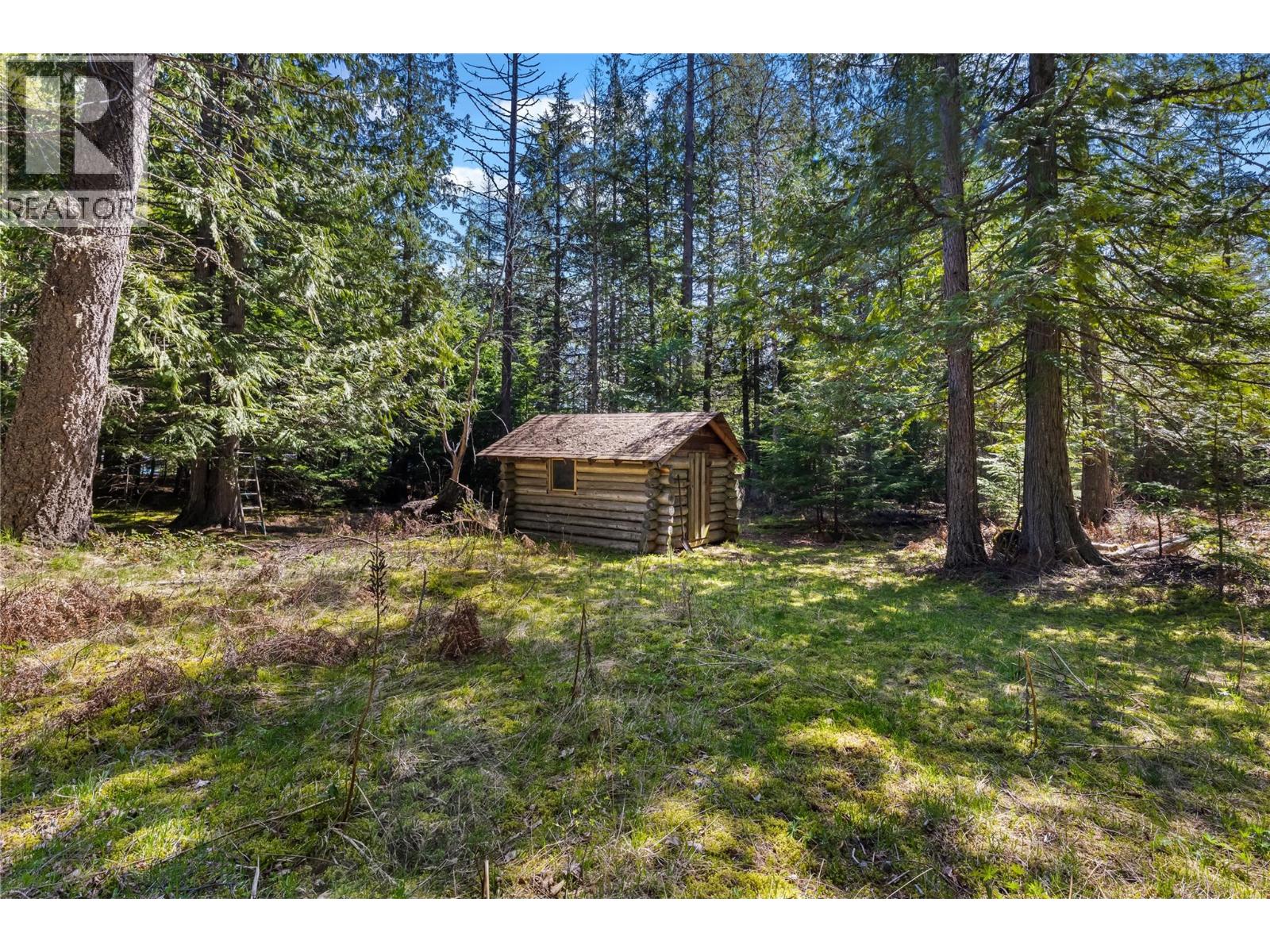 16281 3a Highway, Crawford Bay, British Columbia  V0B 1E0 - Photo 33 - 10384100