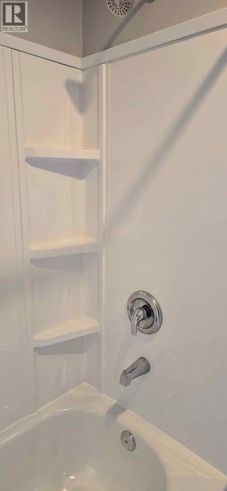 2611 Lakeshore Road, Vernon, British Columbia  V1H 1N1 - Photo 11 - 10384198