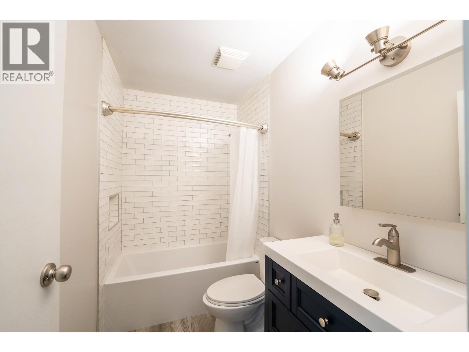 10713 Cyprus Court, Dawson Creek, British Columbia  V1G 4N1 - Photo 17 - 10384196