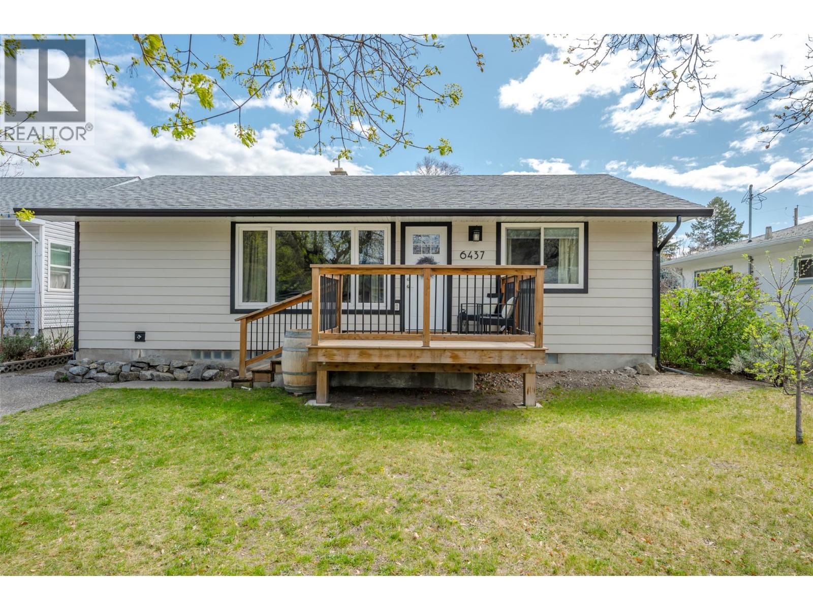 6437 Badger Street, Oliver, British Columbia  V0H 1T3 - Photo 2 - 10383918