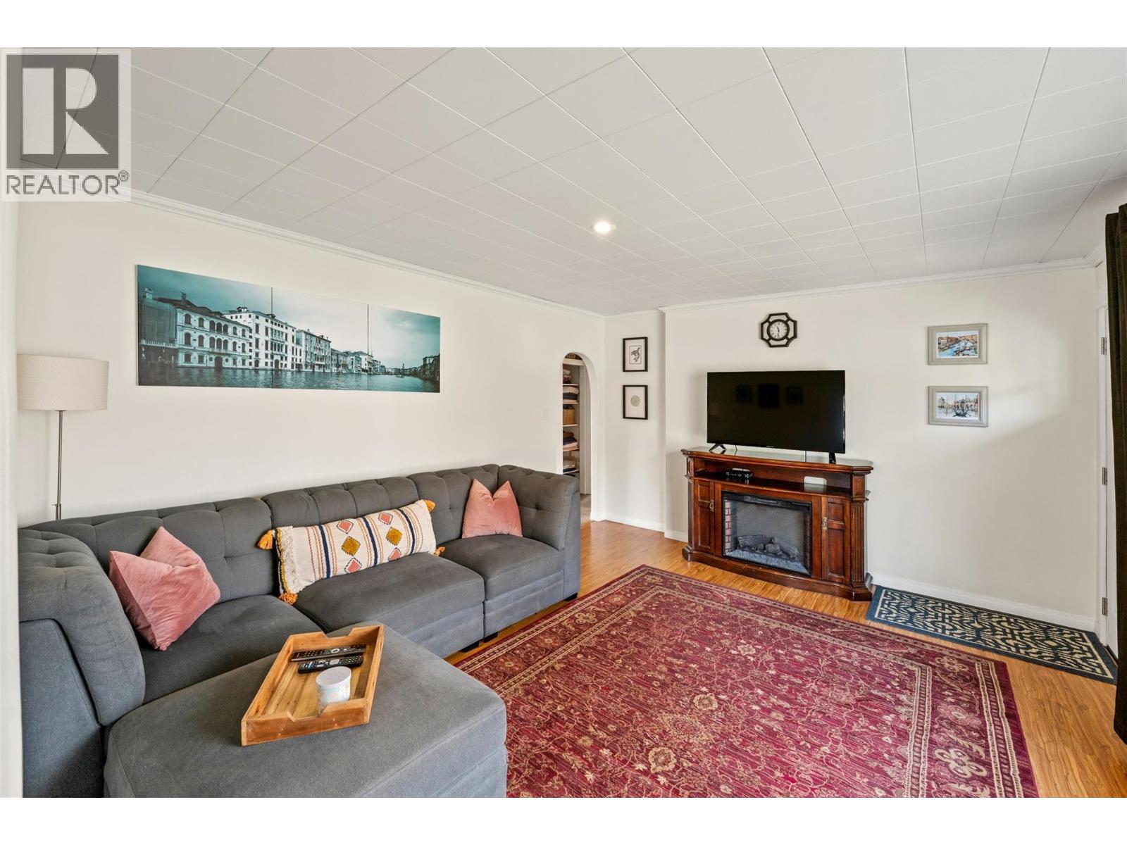 6437 Badger Street, Oliver, British Columbia  V0H 1T3 - Photo 9 - 10383918