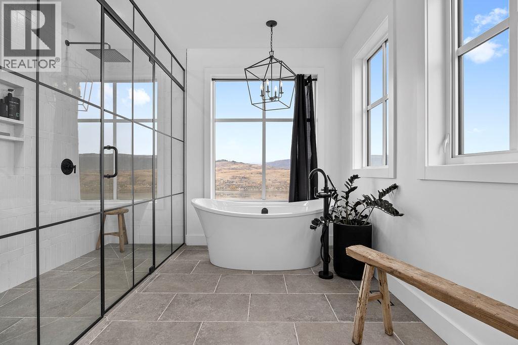 7236 L & A Road, Vernon, British Columbia  V1B 3S8 - Photo 32 - 10384155