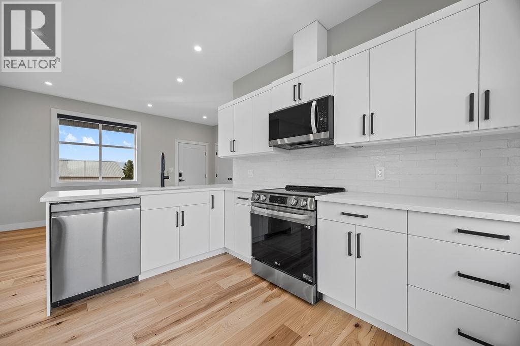 7236 L & A Road, Vernon, British Columbia  V1B 3S8 - Photo 78 - 10384155