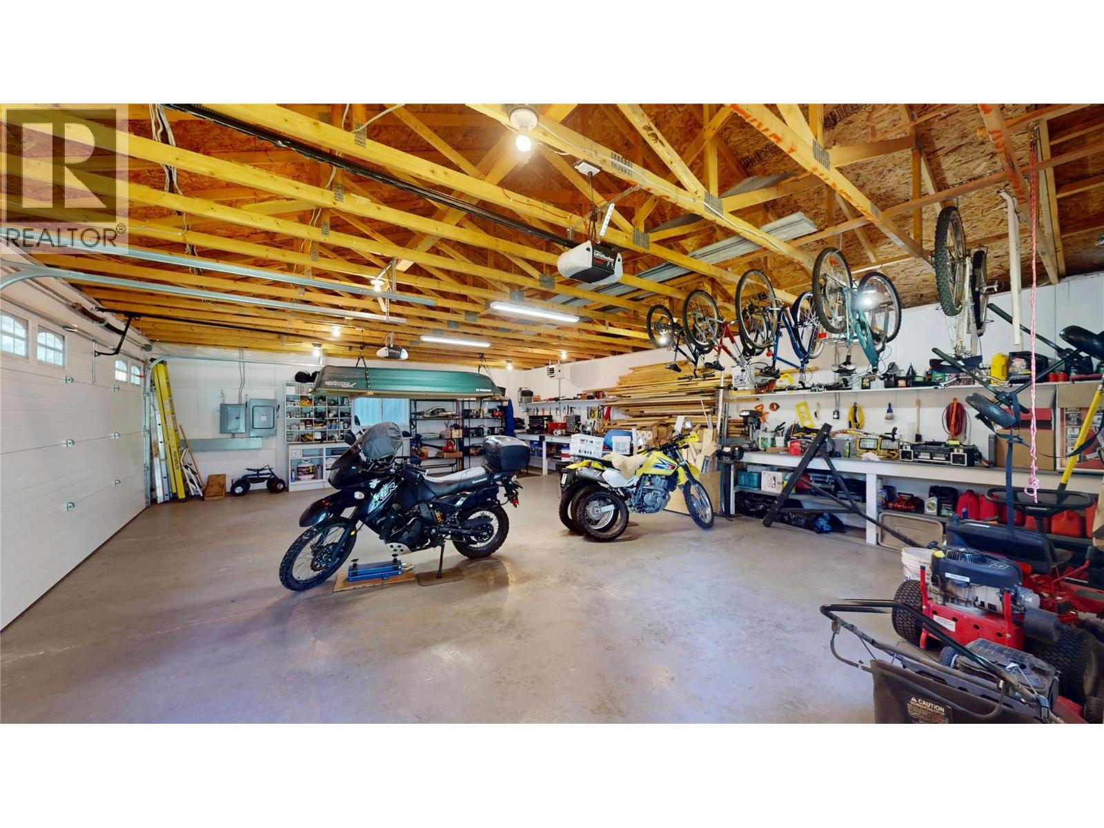 2401 Garbutts Lake Road, Fort Steele, British Columbia  V0B 2J0 - Photo 22 - 10384115