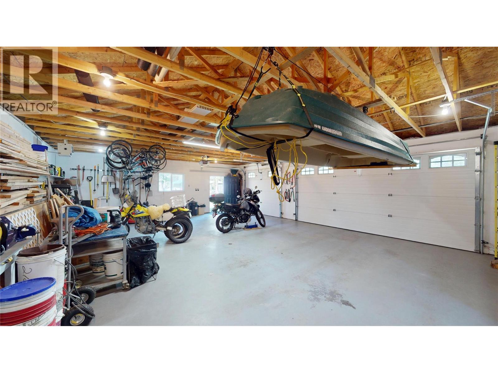 2401 Garbutts Lake Road, Fort Steele, British Columbia  V0B 2J0 - Photo 23 - 10384115