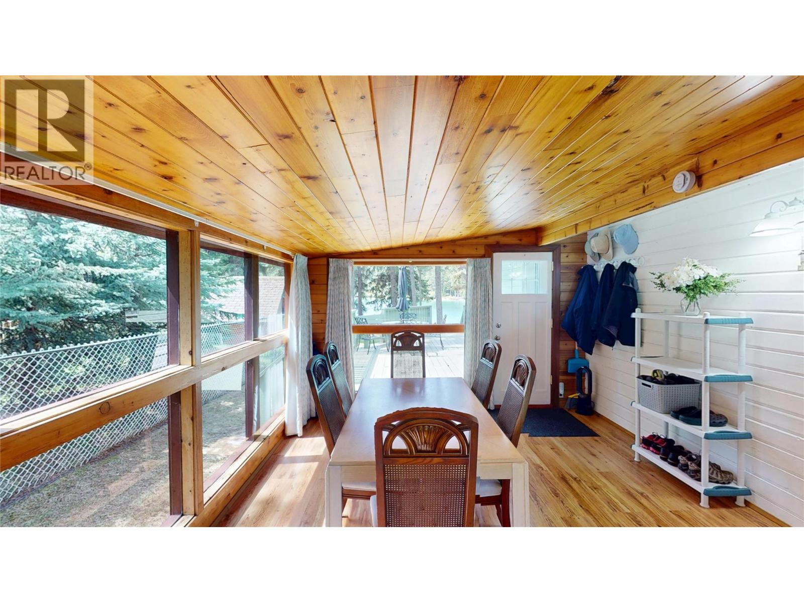 2401 Garbutts Lake Road, Fort Steele, British Columbia  V0B 2J0 - Photo 5 - 10384115