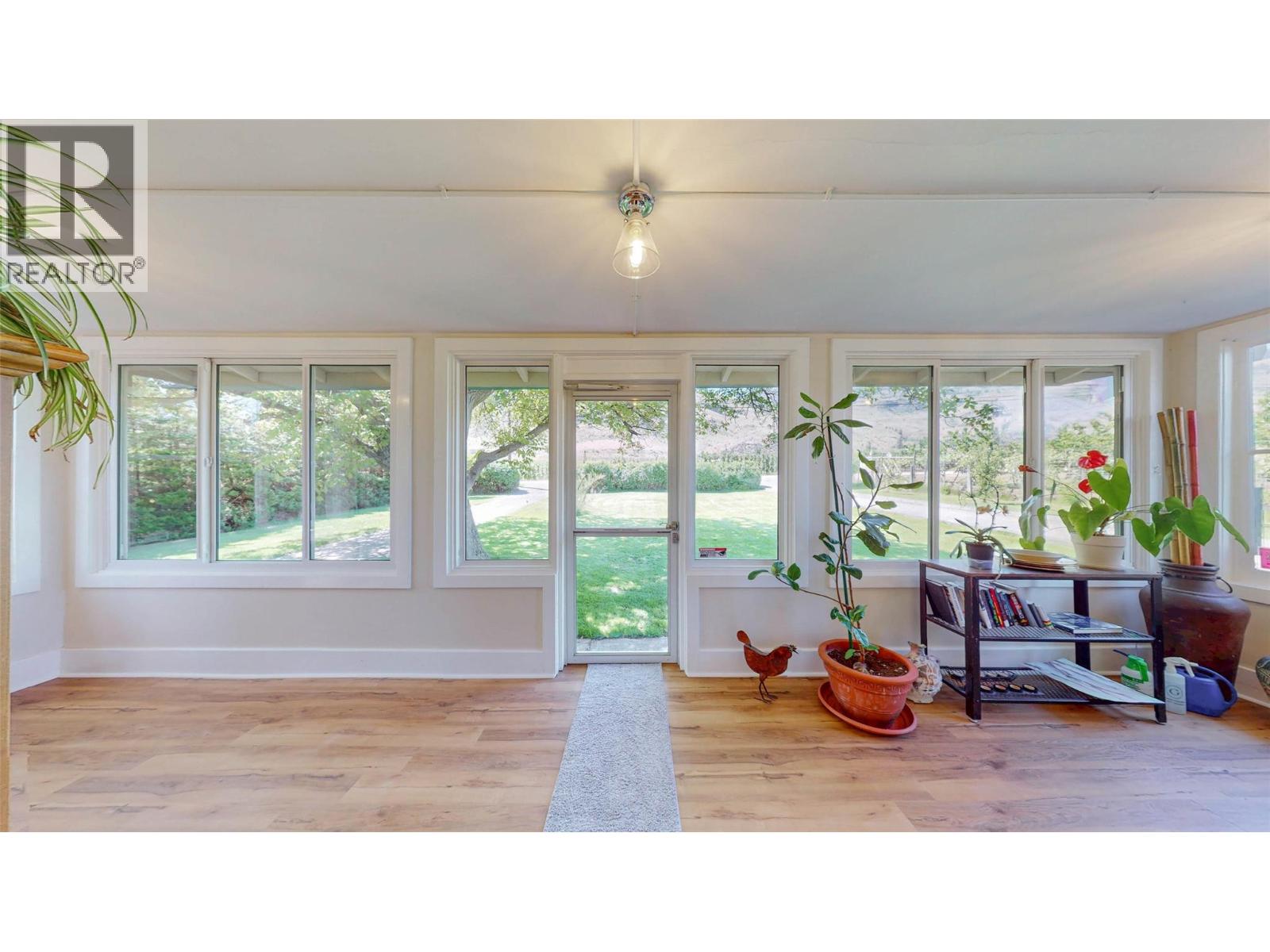 4371 Highway 97, Oliver, British Columbia  V0H 1T1 - Photo 3 - 10383997