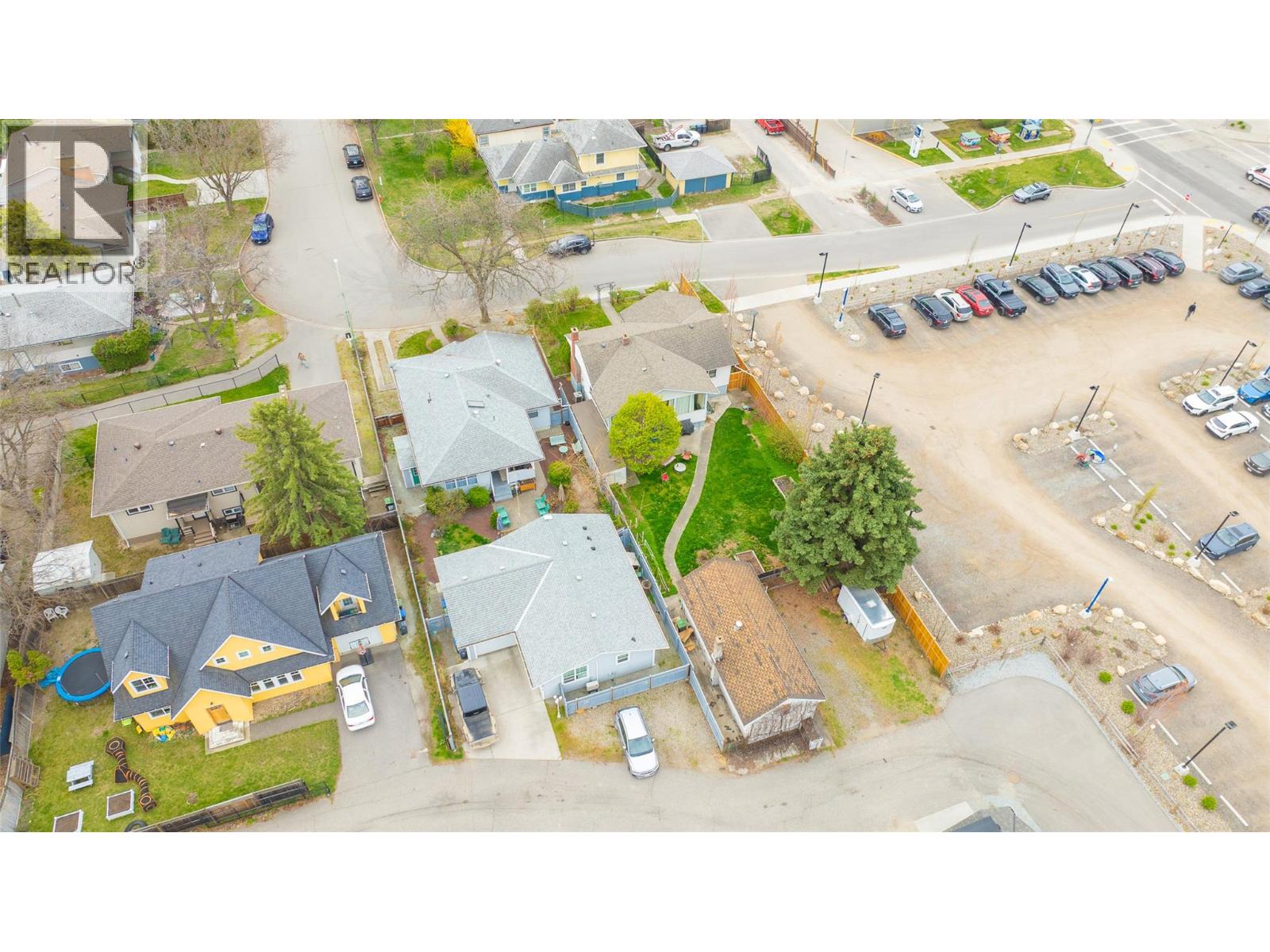 588/598 Royal Avenue, Kelowna, British Columbia  V1Y 5L5 - Photo 24 - 10383740