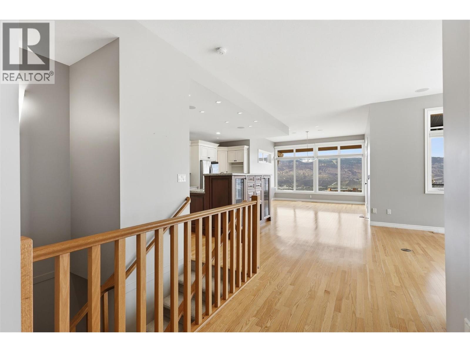 1589 Golf Ridge Drive, Kamloops, British Columbia  V2H 0A5 - Photo 10 - 10381403