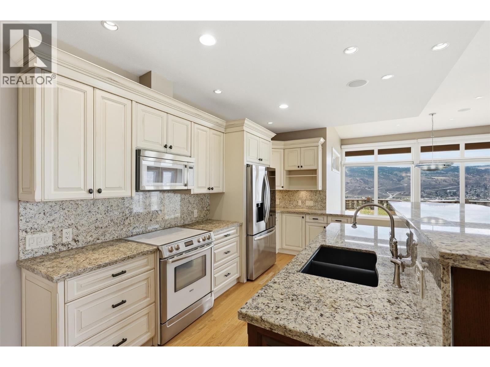 1589 Golf Ridge Drive, Kamloops, British Columbia  V2H 0A5 - Photo 16 - 10381403