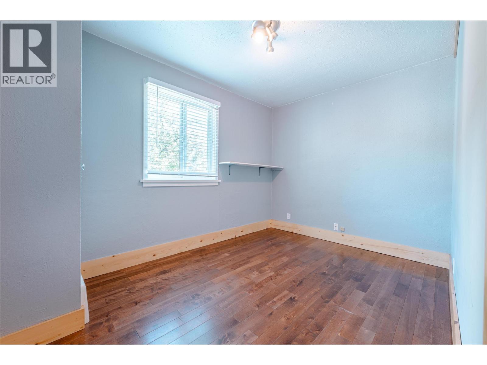 503 Third Street E, Revelstoke, British Columbia  V0E 2S0 - Photo 33 - 10384188