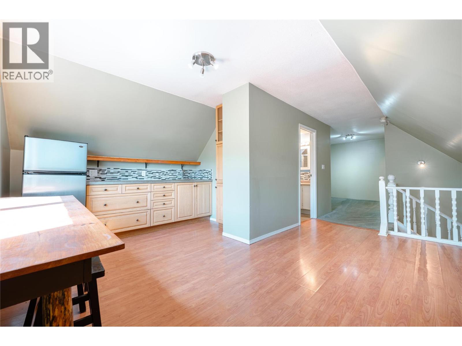 503 Third Street E, Revelstoke, British Columbia  V0E 2S0 - Photo 36 - 10384188