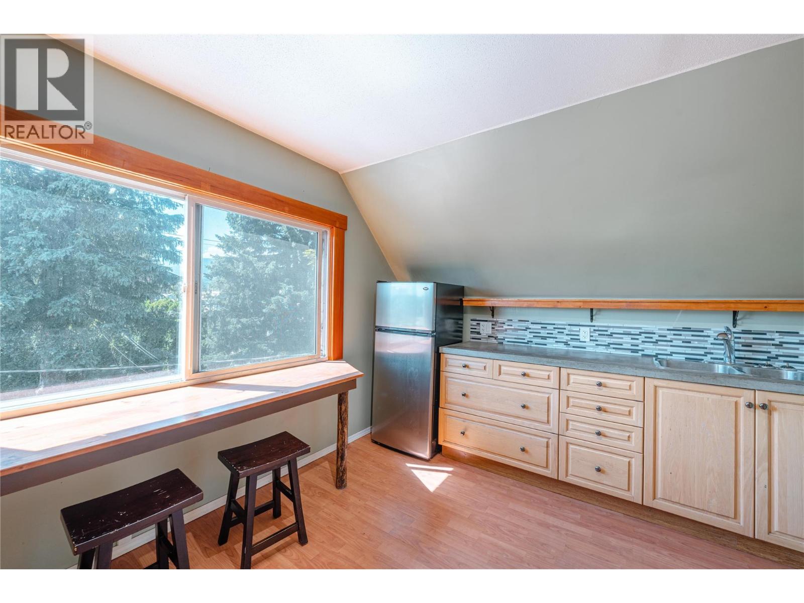 503 Third Street E, Revelstoke, British Columbia  V0E 2S0 - Photo 37 - 10384188