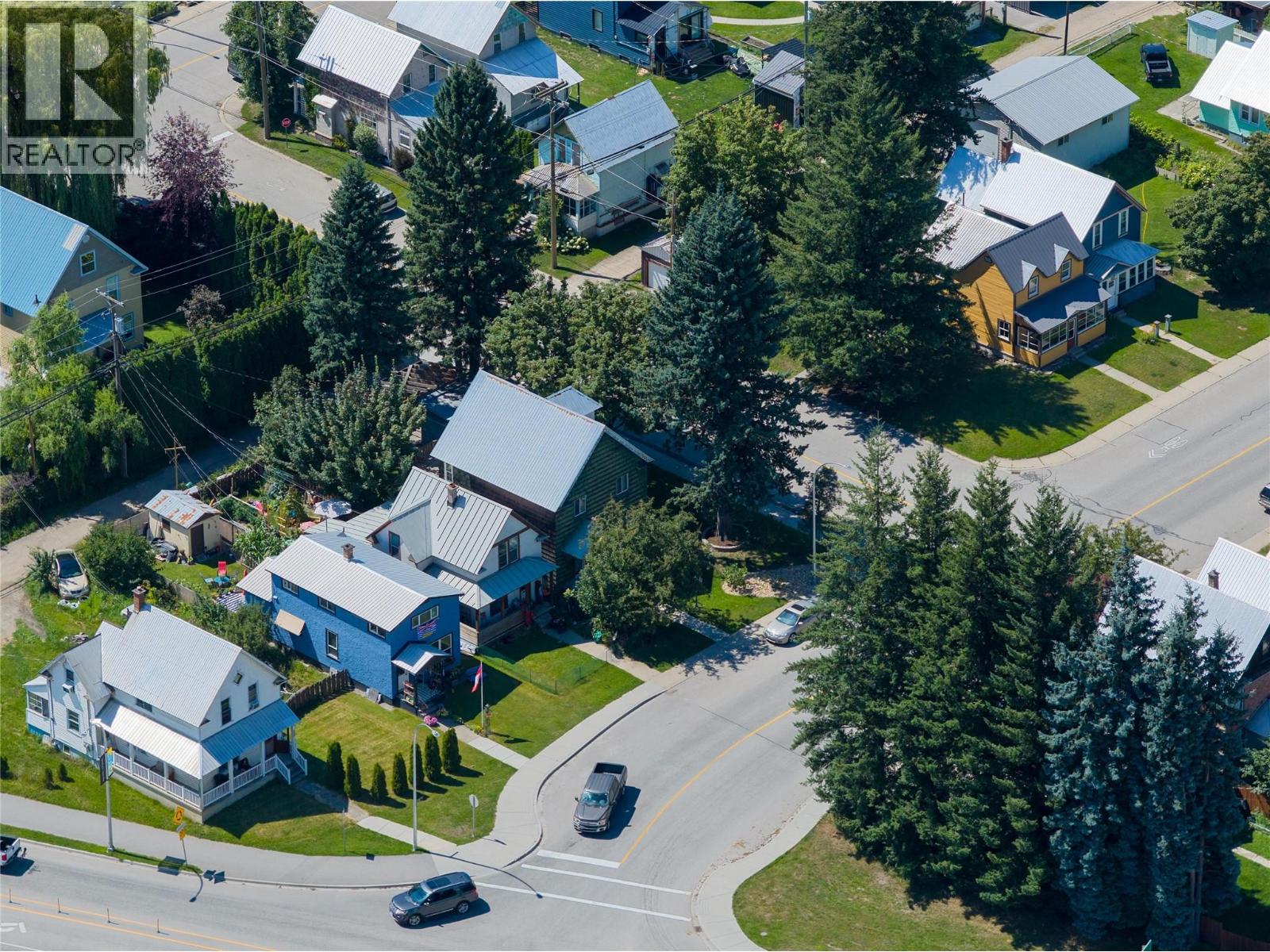 503 Third Street E, Revelstoke, British Columbia  V0E 2S0 - Photo 46 - 10384188