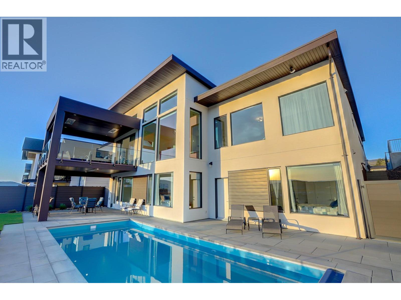 912 Mt. Griffin Road, Vernon, British Columbia  V1B 0A5 - Photo 1 - 10384103