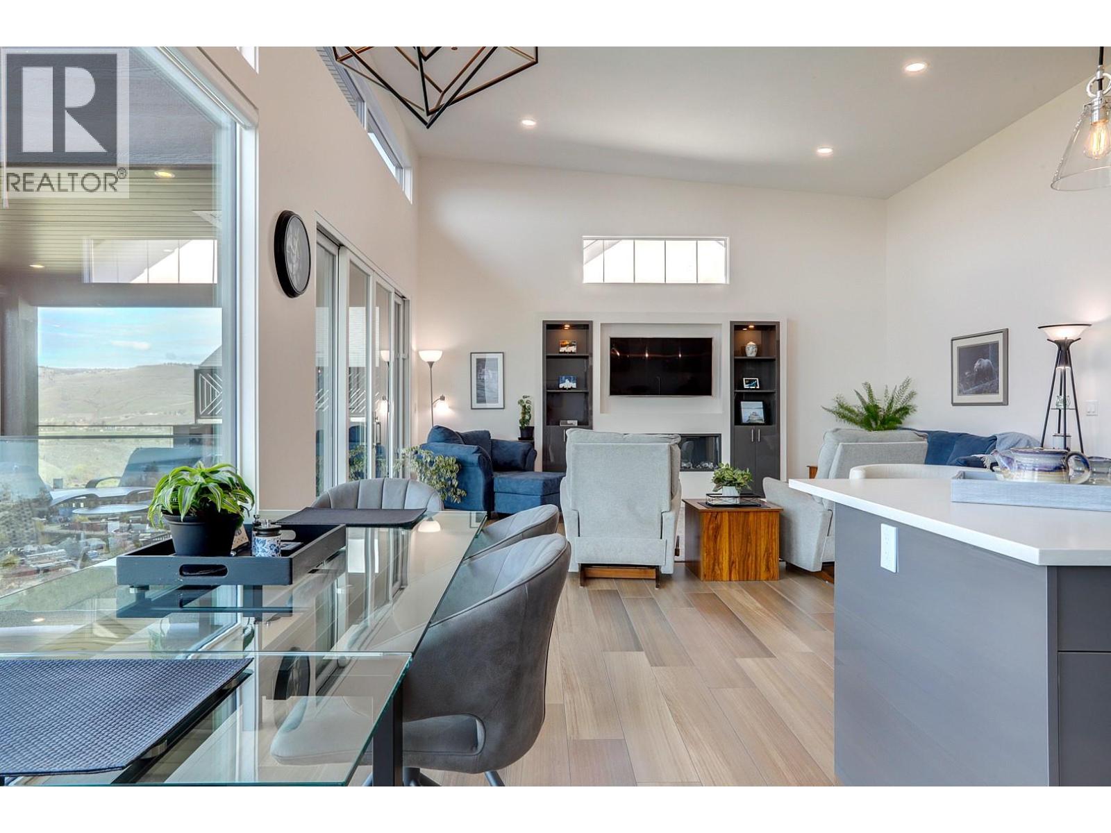 912 Mt. Griffin Road, Vernon, British Columbia  V1B 0A5 - Photo 12 - 10384103