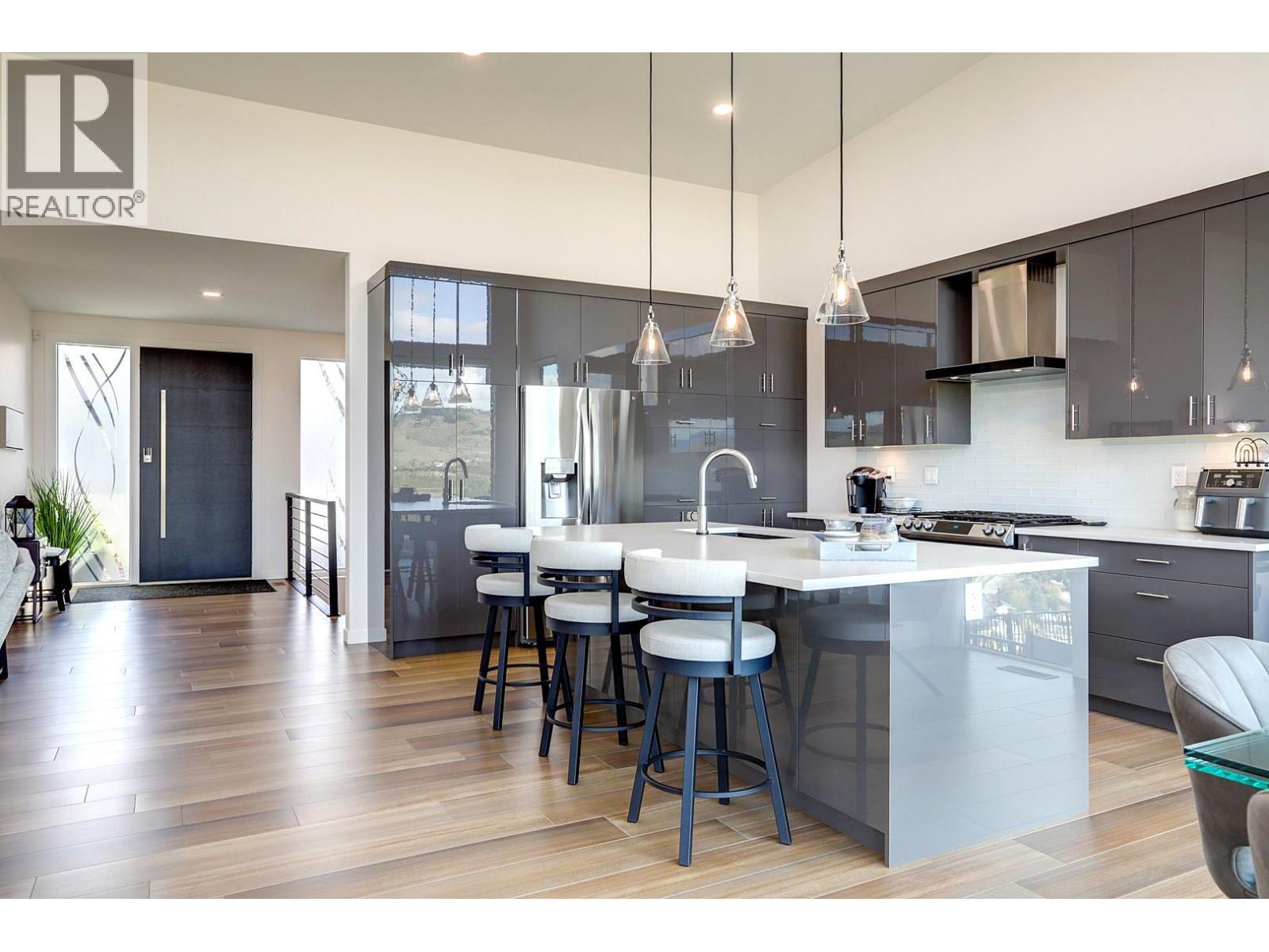 912 Mt. Griffin Road, Vernon, British Columbia  V1B 0A5 - Photo 16 - 10384103