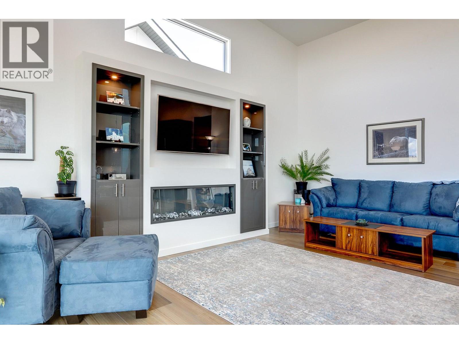 912 Mt. Griffin Road, Vernon, British Columbia  V1B 0A5 - Photo 17 - 10384103