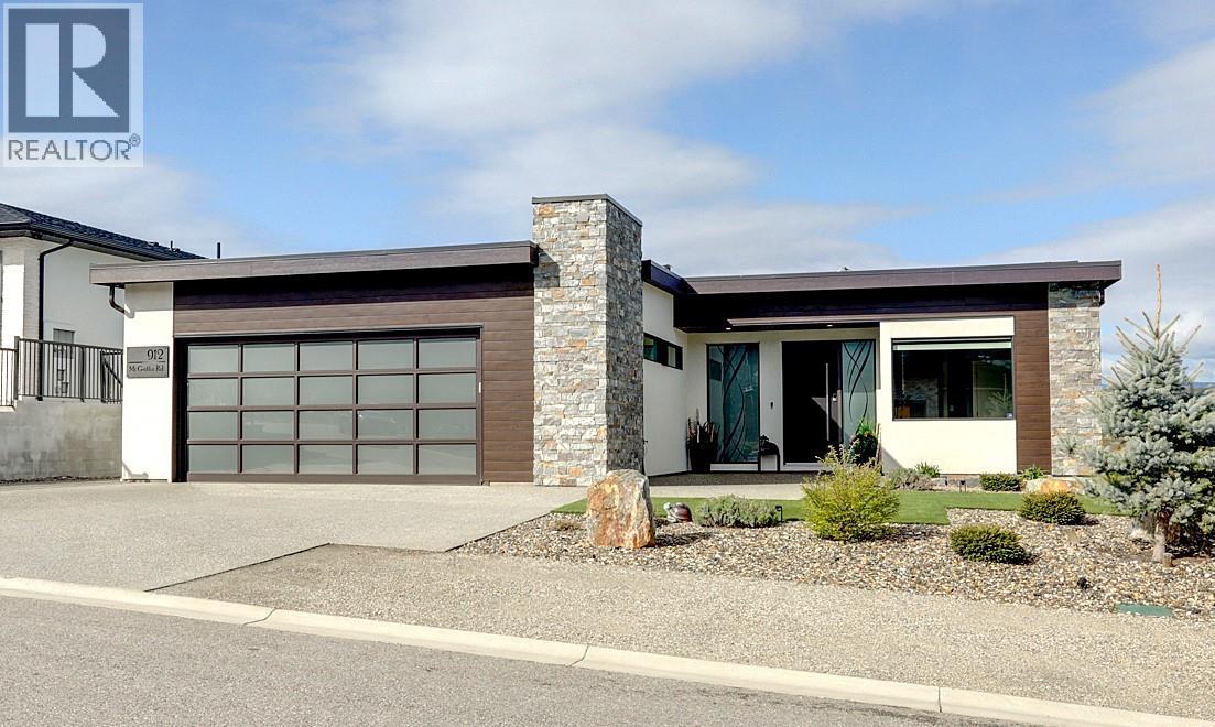 912 Mt. Griffin Road, Vernon, British Columbia  V1B 0A5 - Photo 2 - 10384103