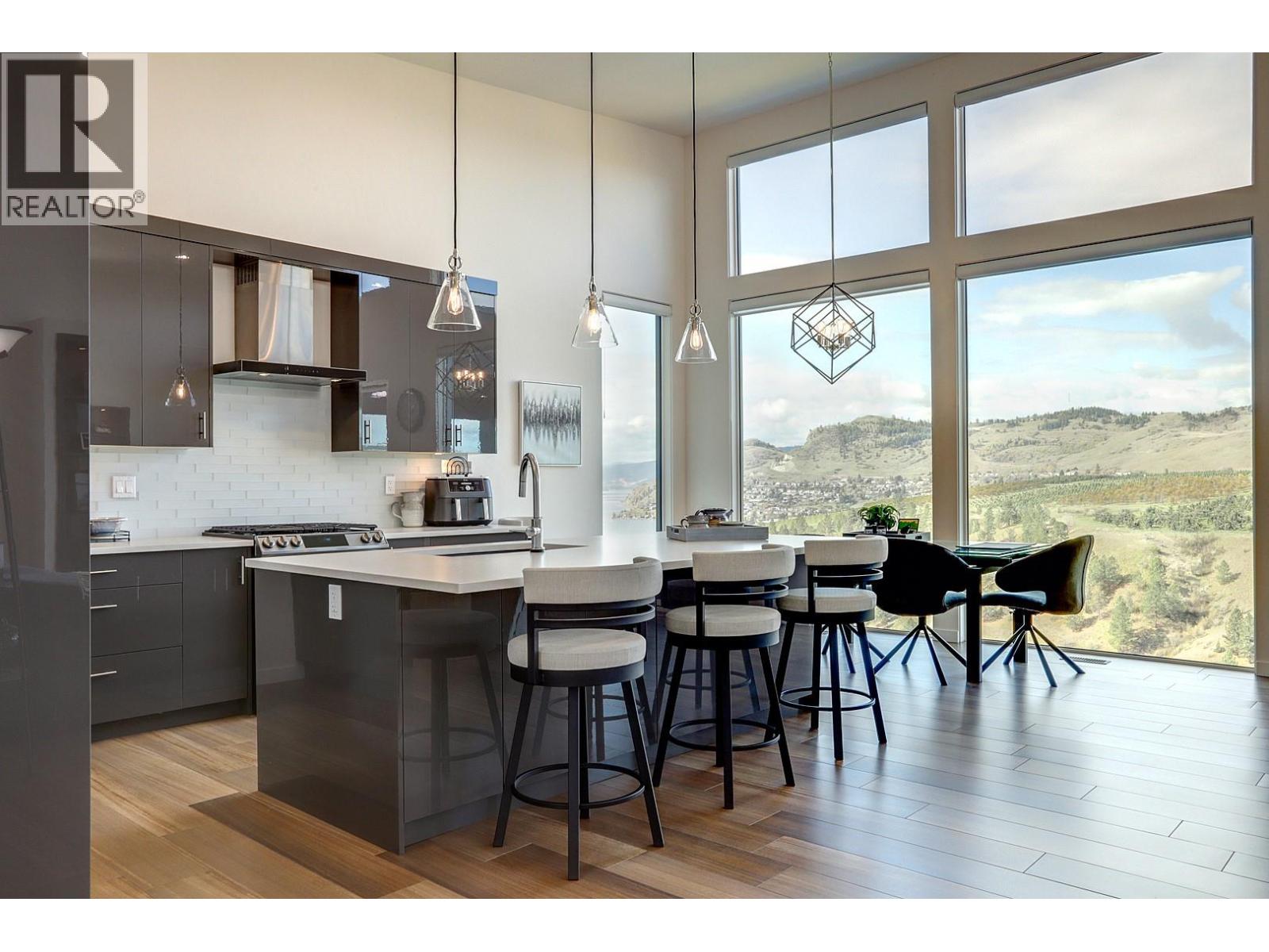 912 Mt. Griffin Road, Vernon, British Columbia  V1B 0A5 - Photo 8 - 10384103