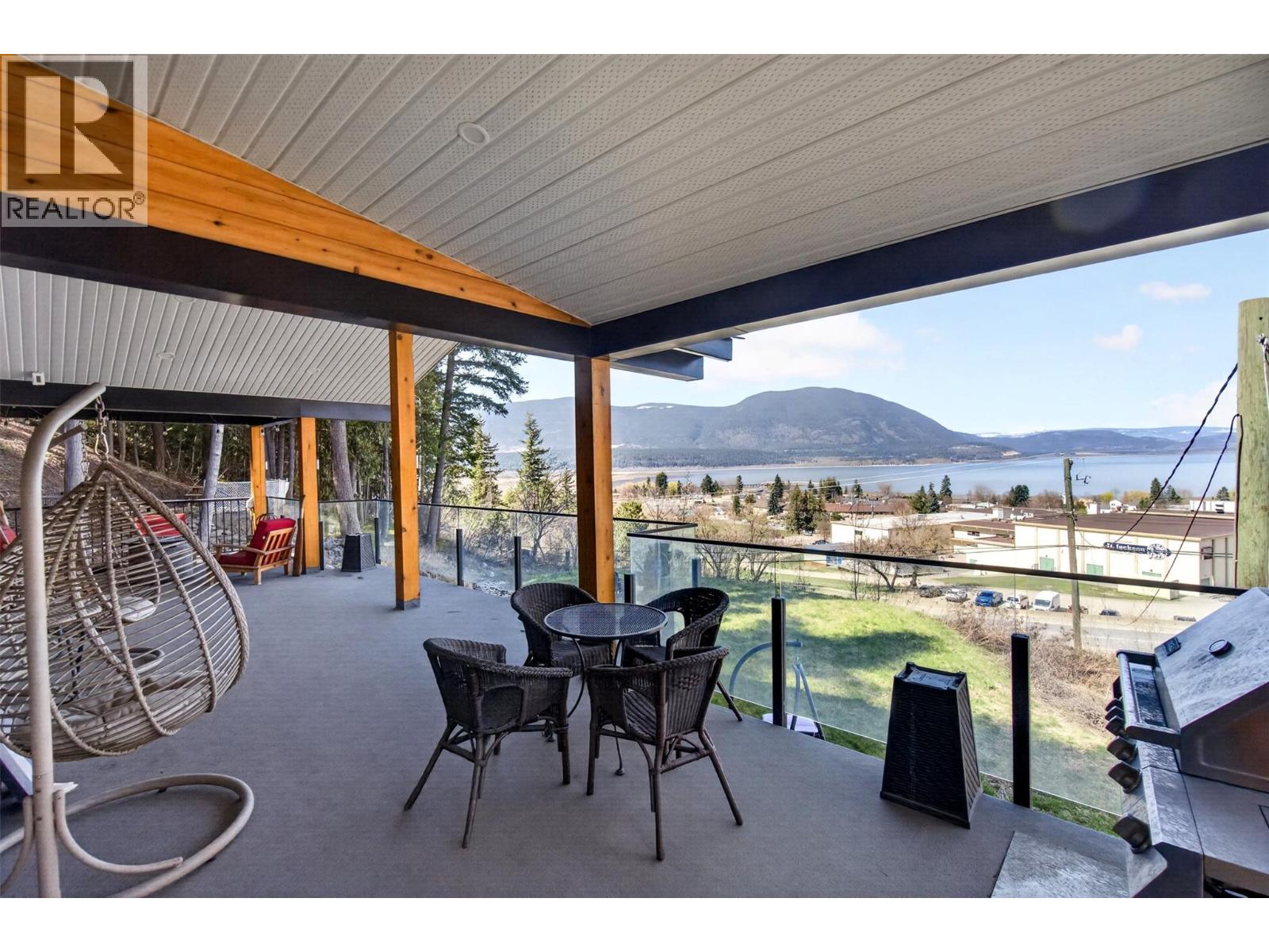 1360 Trans Canada Highway Ne, Salmon Arm, British Columbia  V1E 2S6 - Photo 10 - 10383375